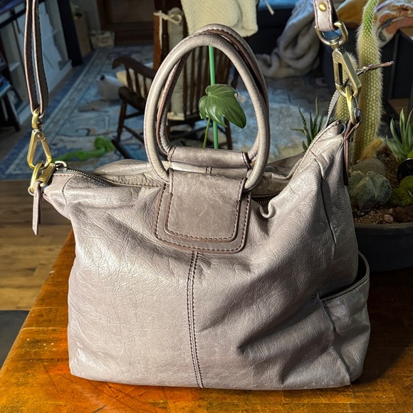 HOBO Large Shelia Gray Crossbody Bag - Picture 2 of 15